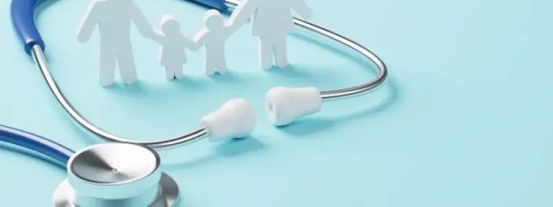 نقش بیمه درمانی در کاهش هزینه‌های بهداشت و درمان